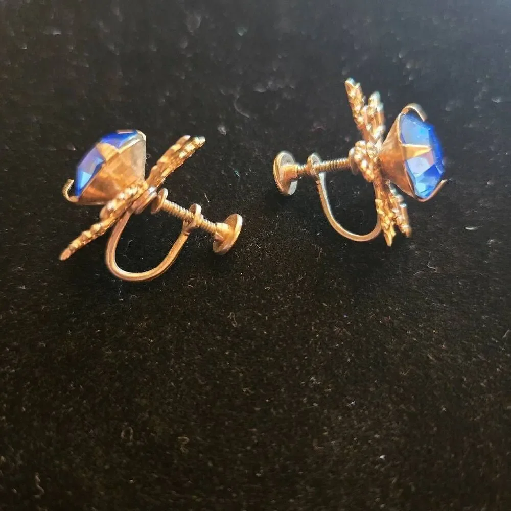 Vintage 1940s Gold Tone Snowflake Blue Rhinestone Screw Back Earrings